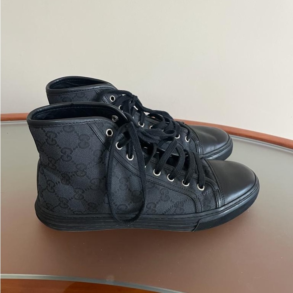 Gucci - Picture 4 of 4